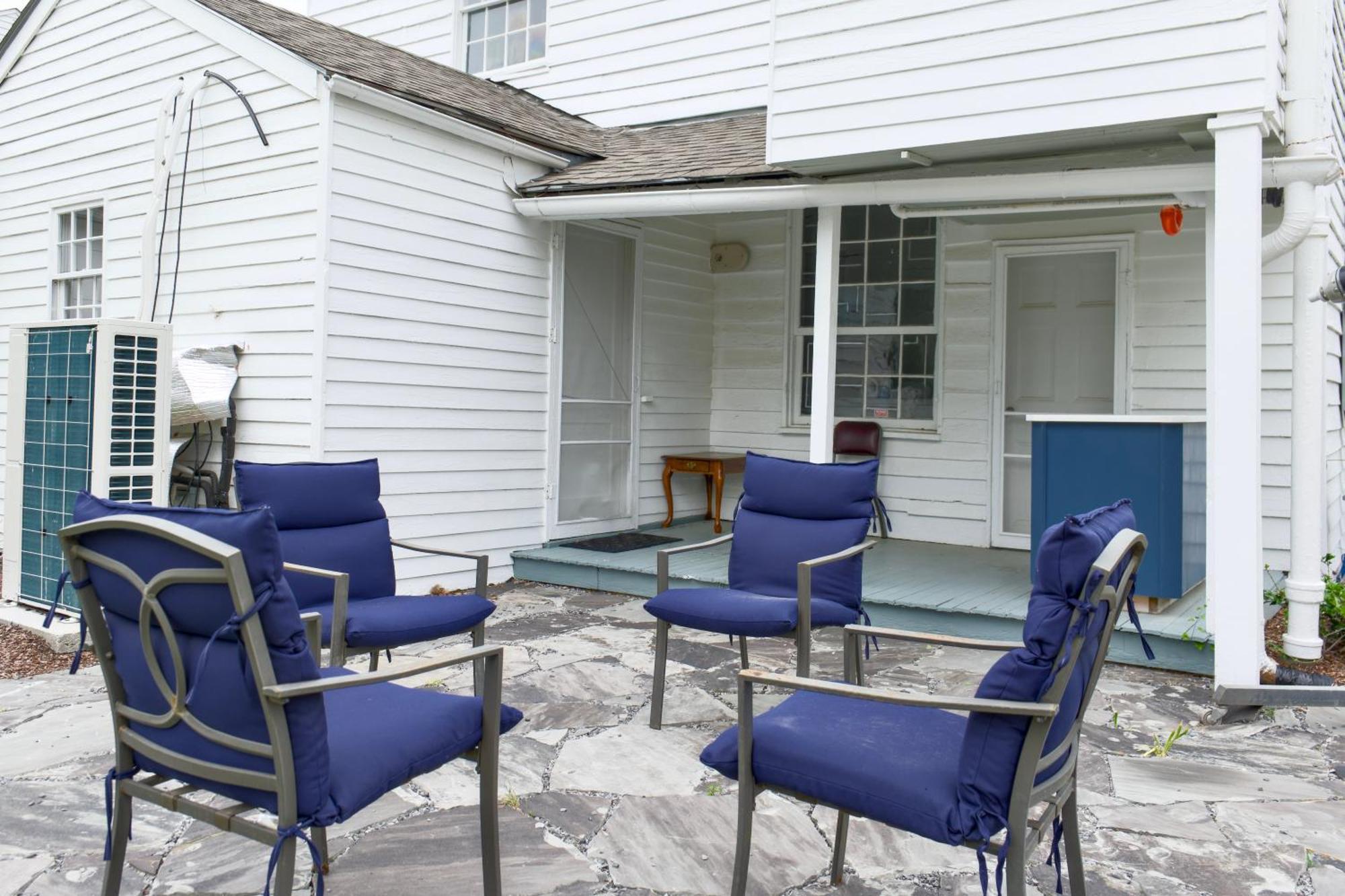 Borum House - 3 Bed, 2 & Half Bath, Full Kitchen, Heart Of Downtown